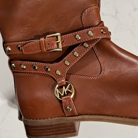 Michael Kors Preston Brown Leather Boot Size 9 NEW - Picture 2 of 4